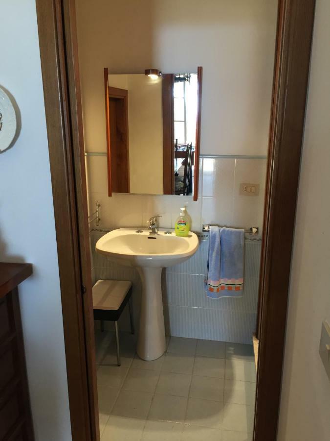 Casa Di Vittoria Guest House Civitella in Val di Chiana Bagian luar foto